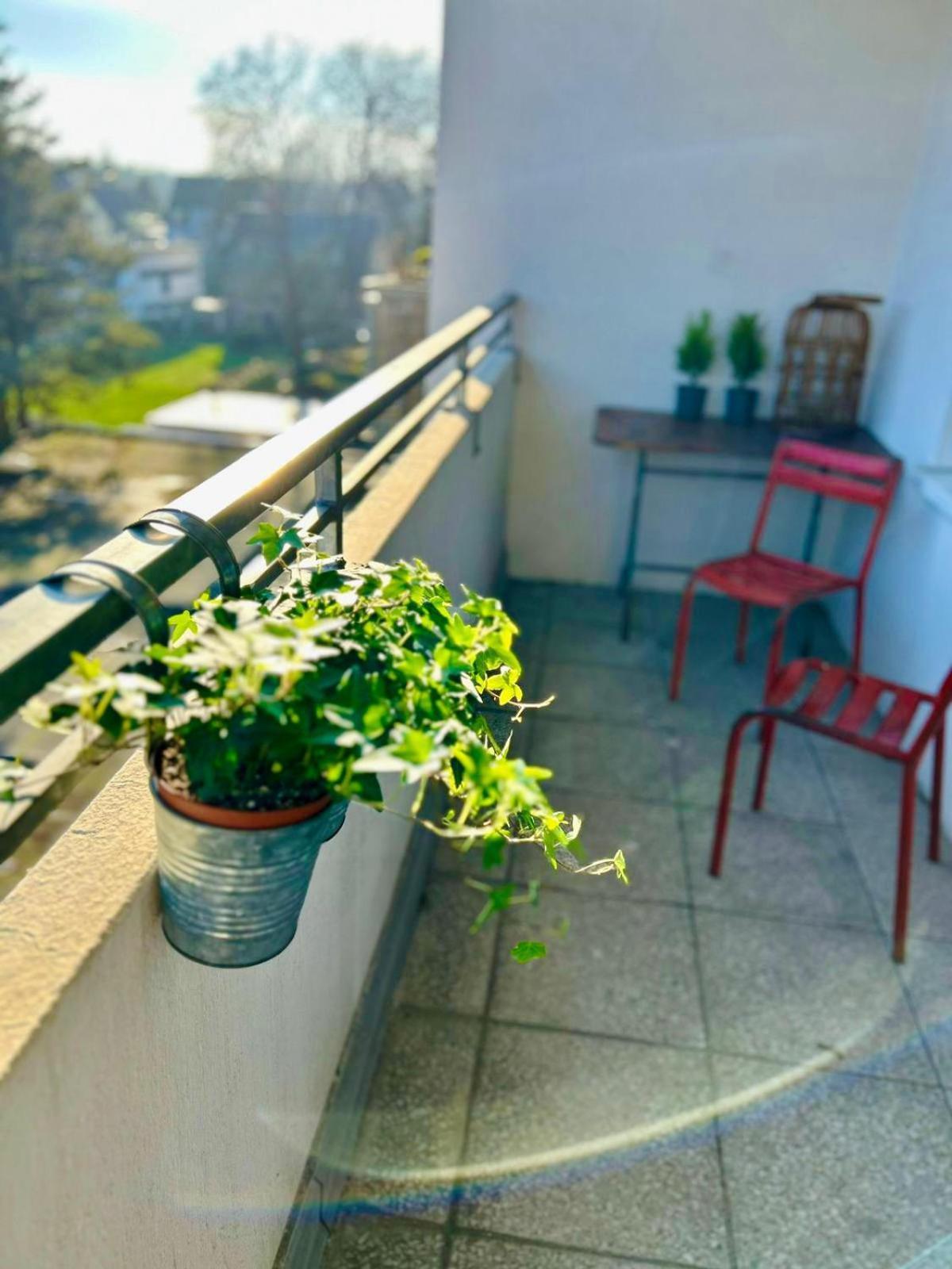 Feelslikehome - Wunderschoene Und Zentrale Wohnung Mit Balkon&Parkplatz Bochum Exteriör bild
